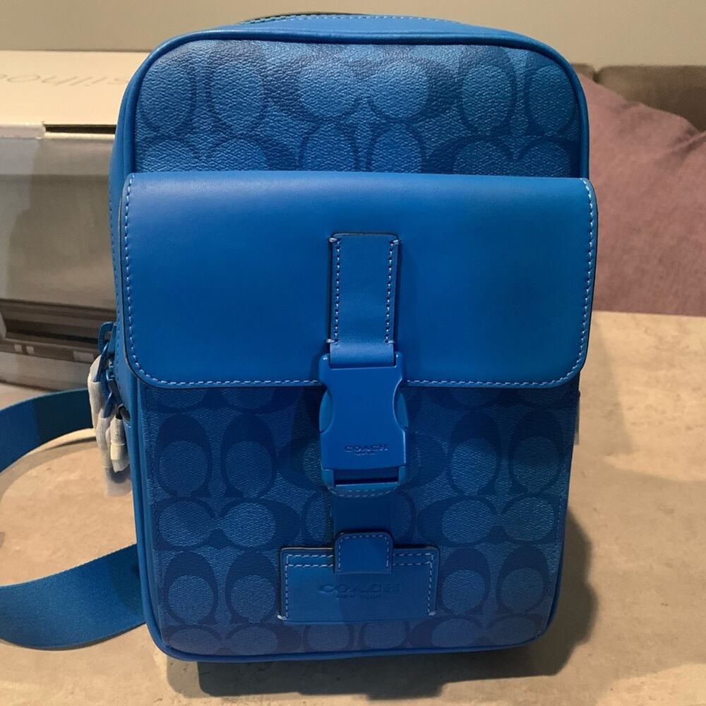 Coach Signature Track Pack NWT